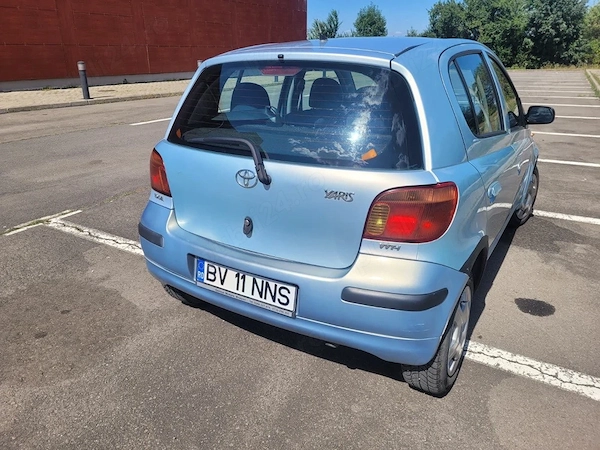TOYOTA Yaris 2003 — imagine 3