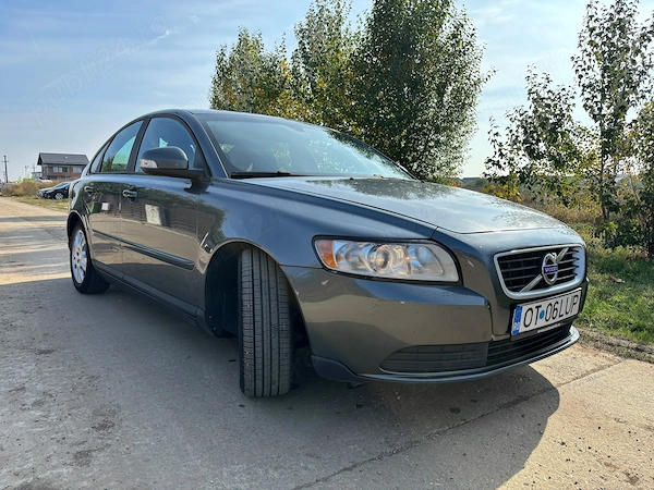VOLVO S40 2010 — imagine 2