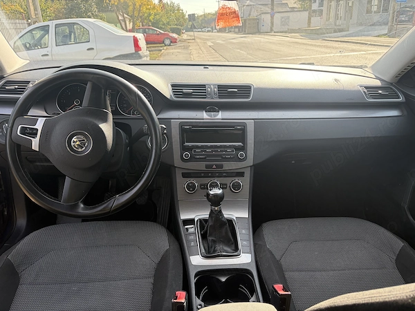 VOLKSWAGEN Passat 2012 — imagine 3