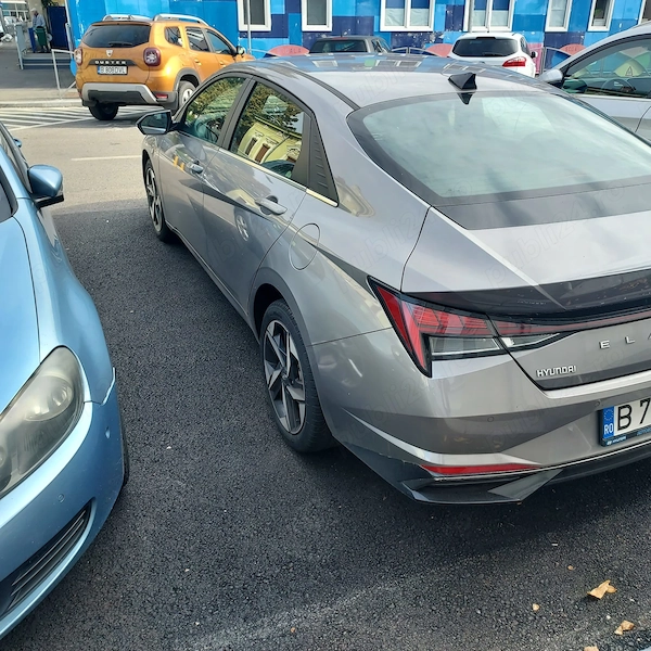 HYUNDAI Elantra 2021 — imagine 4