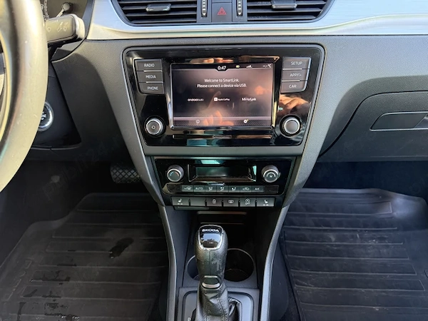 SKODA Rapid 2019 — imagine 10
