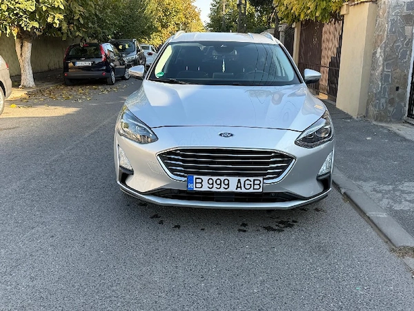 FORD Focus 2019 — imagine 8