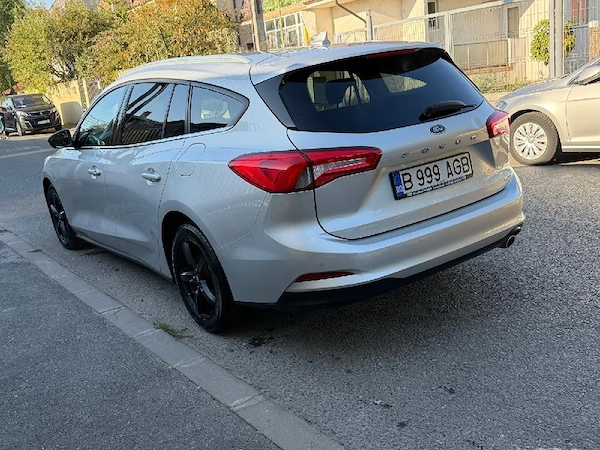 FORD Focus 2019 — imagine 7