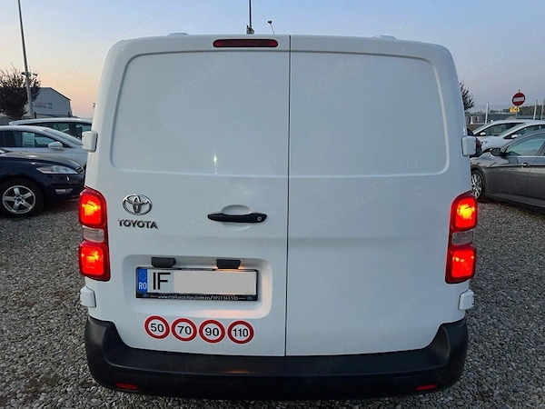 TOYOTA Proace 2017 — imagine 2