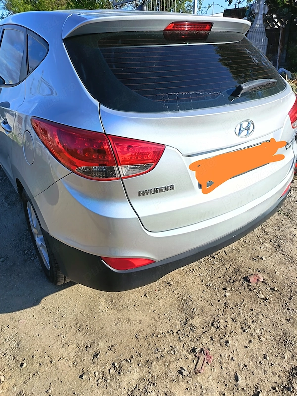 HYUNDAI ix35 2010 — imagine 2