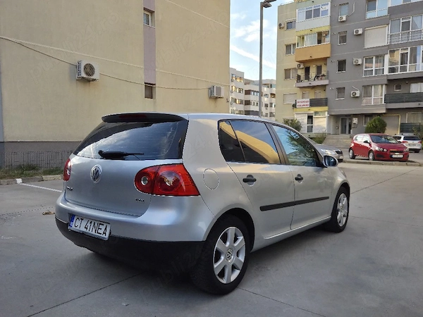 VOLKSWAGEN Golf 2006 — imagine 5
