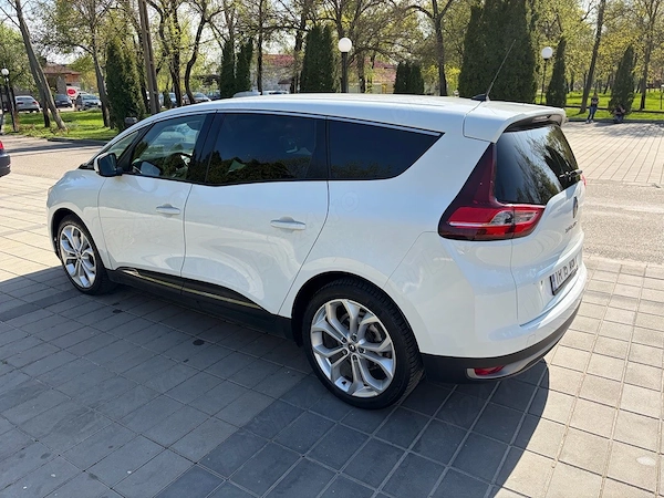 RENAULT Grand Scenic 2020 — imagine 3