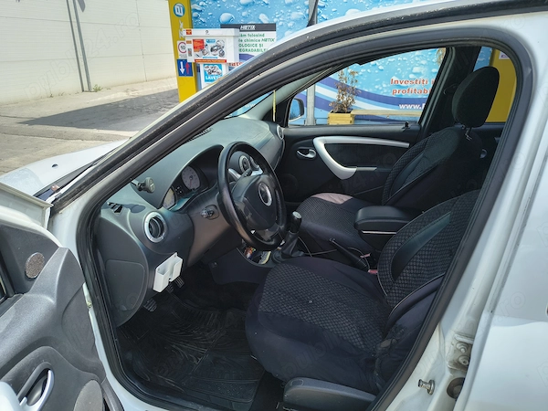 DACIA Logan 2011 — imagine 6