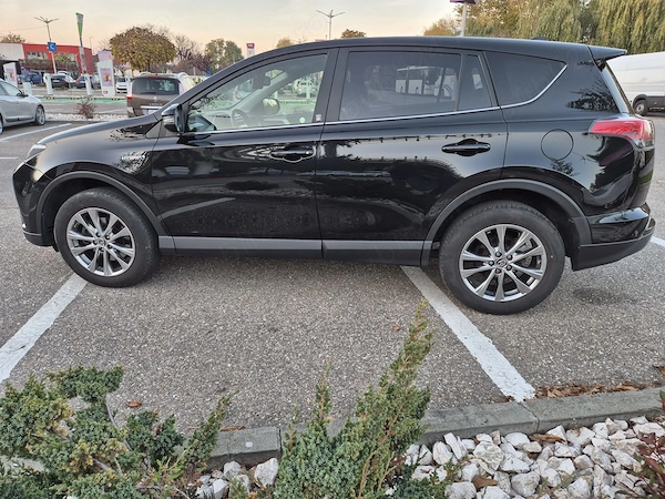 TOYOTA  2018 — imagine 2
