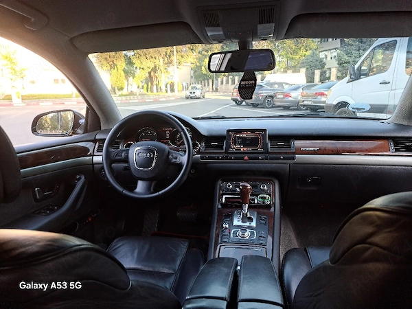 AUDI A8 2008 — imagine 2