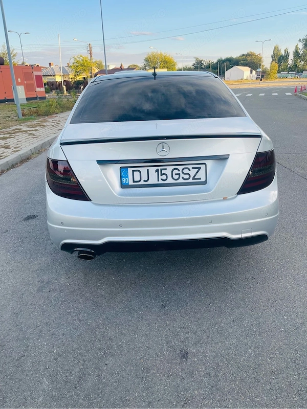 MERCEDES-BENZ E-Class 2013 — imagine 8