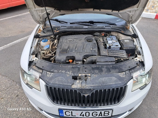 SKODA Superb 2012 — imagine 2