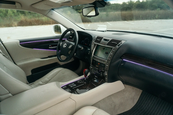 LEXUS LS 2010 — imagine 5