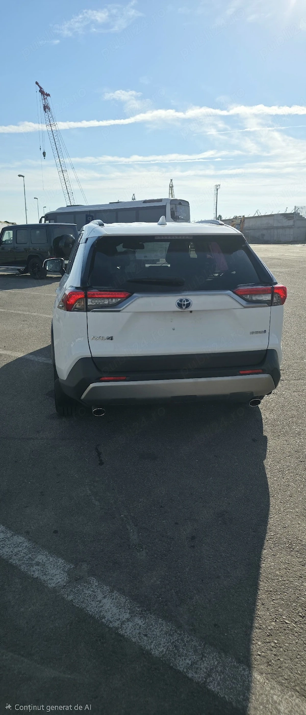 TOYOTA RAV4 2023 — imagine 3