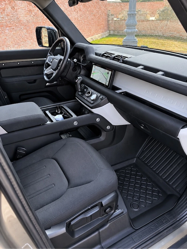LAND ROVER Defender 2020 — imagine 7