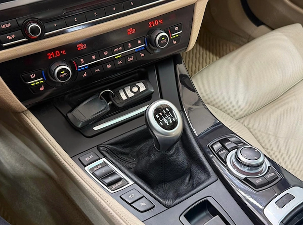 BMW Seria 5 2012 — imagine 18