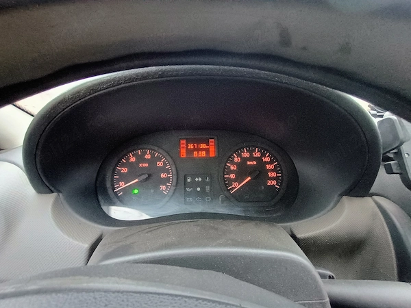 DACIA Logan 2011 — imagine 4