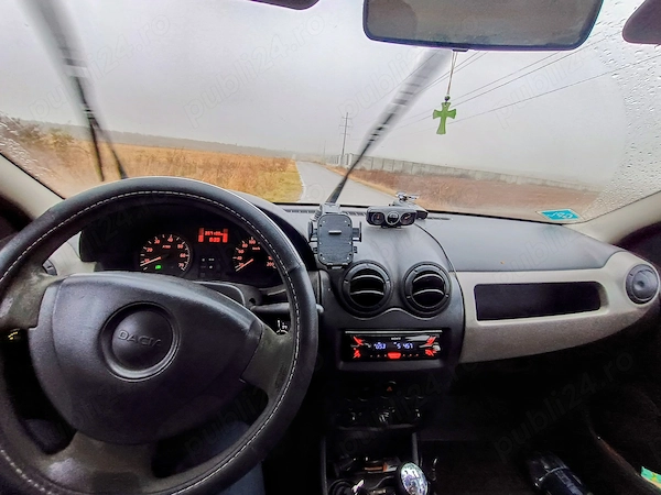 DACIA Logan 2011 — imagine 5