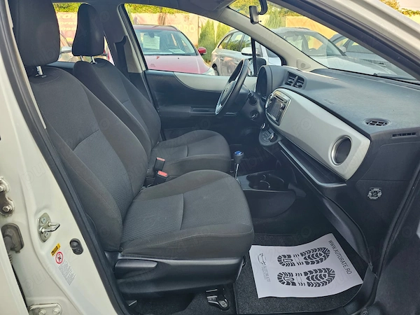 TOYOTA Yaris 2012 — imagine 5