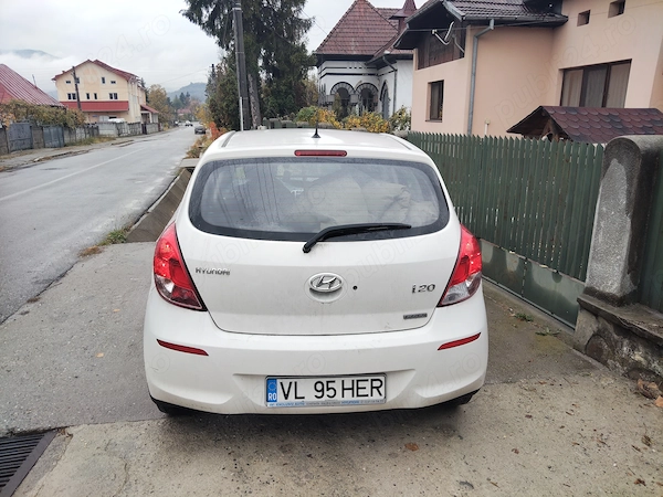 HYUNDAI i20 2013 — imagine 4