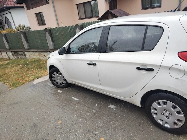 HYUNDAI i20 2013 — imagine 3