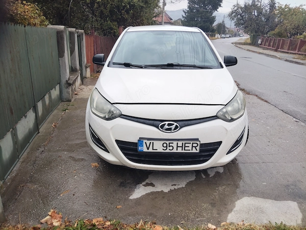 HYUNDAI i20 2013 — imagine 2