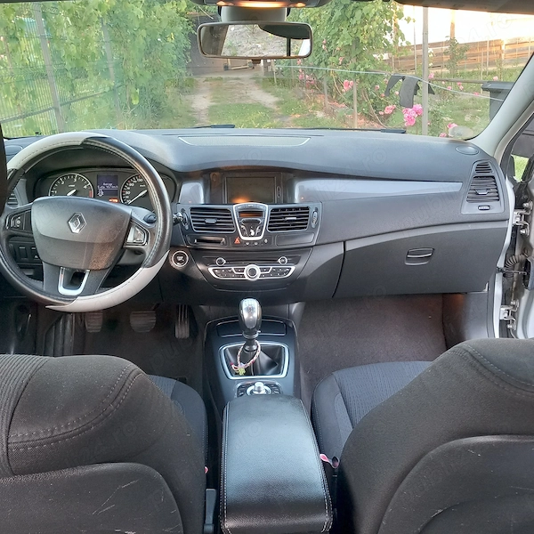 RENAULT Laguna 2010 — imagine 6