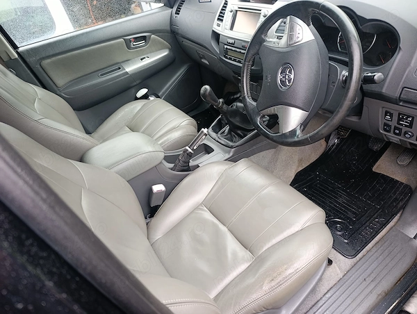 TOYOTA Hilux 2012 — imagine 2