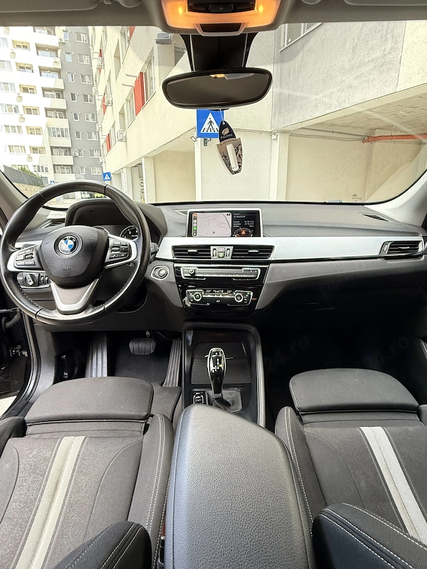 BMW  2021 — imagine 5