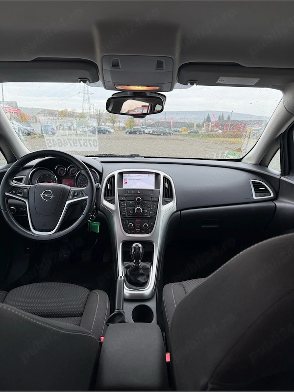 OPEL Astra 2012 — imagine 10