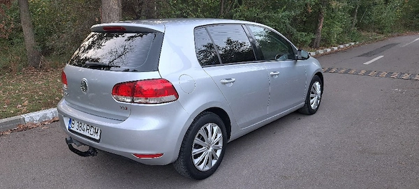 VOLKSWAGEN Golf 2010 — imagine 2
