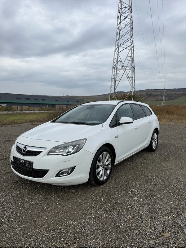 OPEL Astra 2012 — imagine 1
