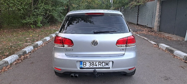 VOLKSWAGEN Golf 2010 — imagine 8