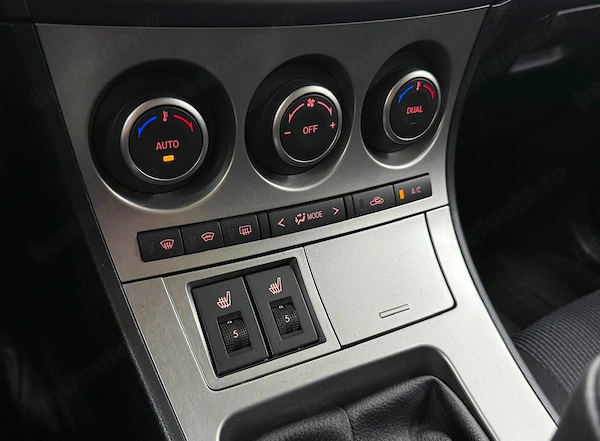 MAZDA 3 2010 — imagine 13