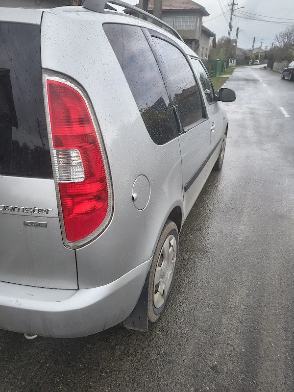 SKODA Roomster 2007 — imagine 5