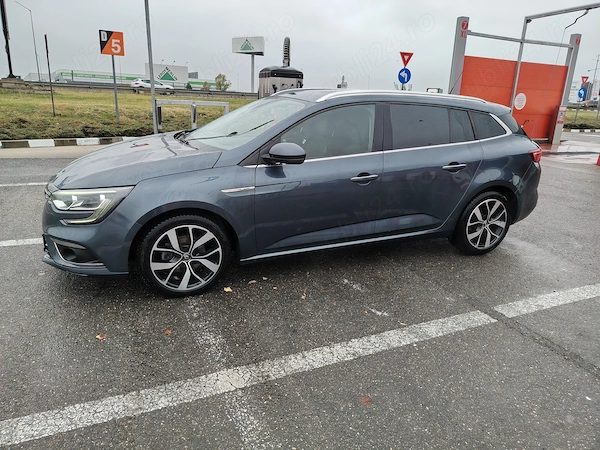 RENAULT Megane 2020 — imagine 2