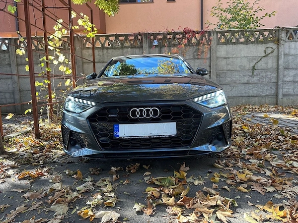 AUDI A4 2021 — imagine 3