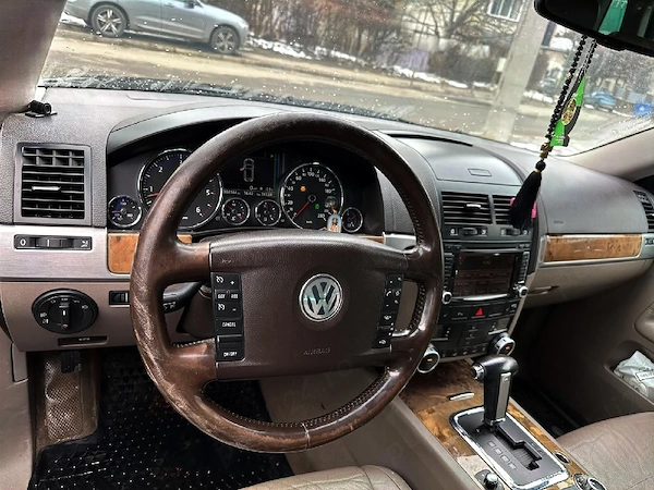 VOLKSWAGEN Touareg 2008 — imagine 7