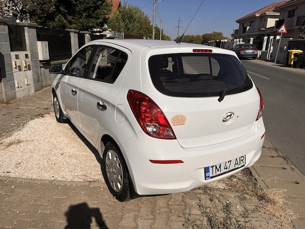 HYUNDAI i20 2014 — imagine 3