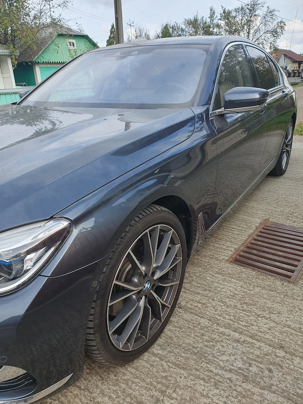 BMW Seria 7 2017 — imagine 4