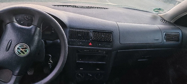 VOLKSWAGEN Golf 2000 — imagine 3