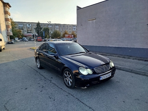 MERCEDES-BENZ C-Class 2006 — imagine 3