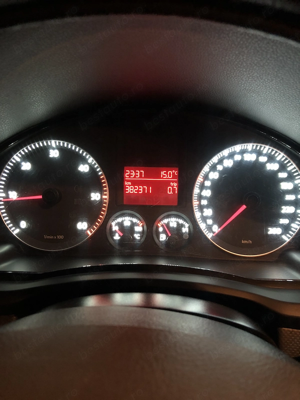 VOLKSWAGEN Golf 2006 — imagine 4