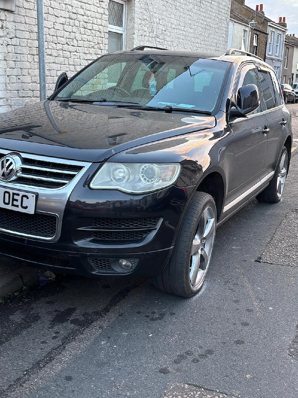 VOLKSWAGEN Touareg 2010 — imagine 2