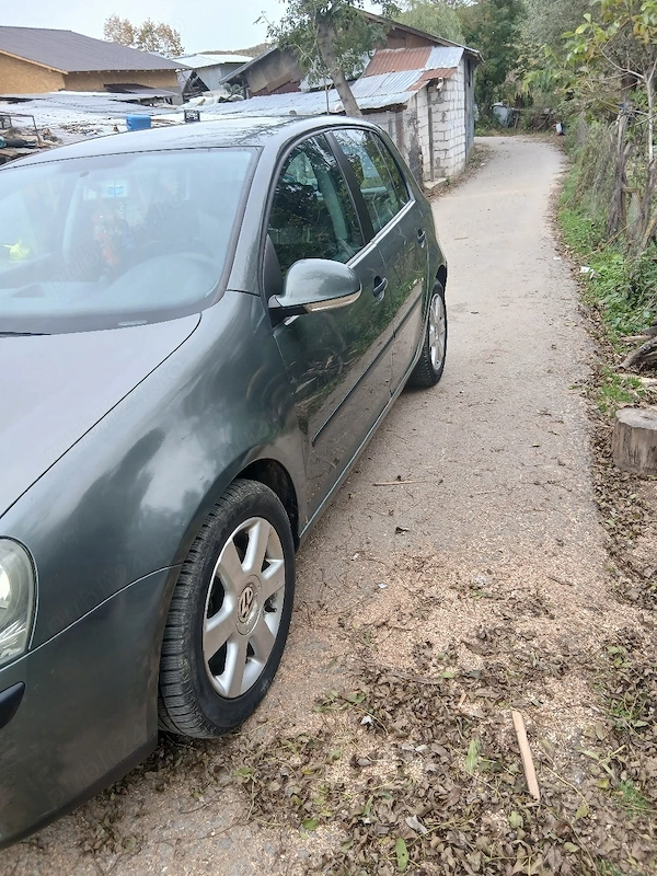VOLKSWAGEN Golf 2004 — imagine 6