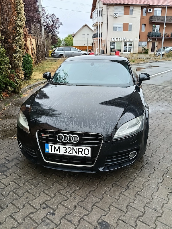 AUDI TT