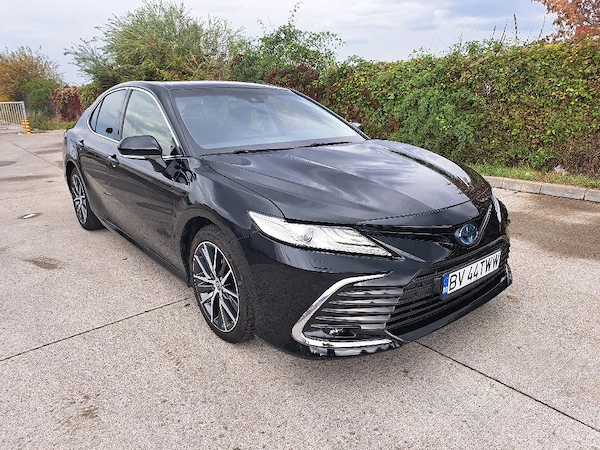 TOYOTA Camry 2022 — imagine 2