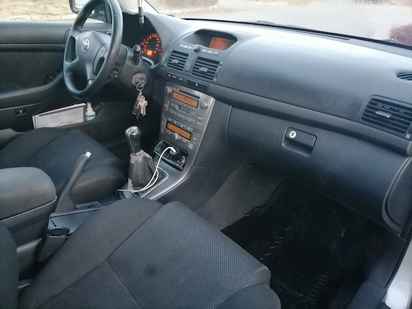 TOYOTA Avensis 2004 — imagine 5