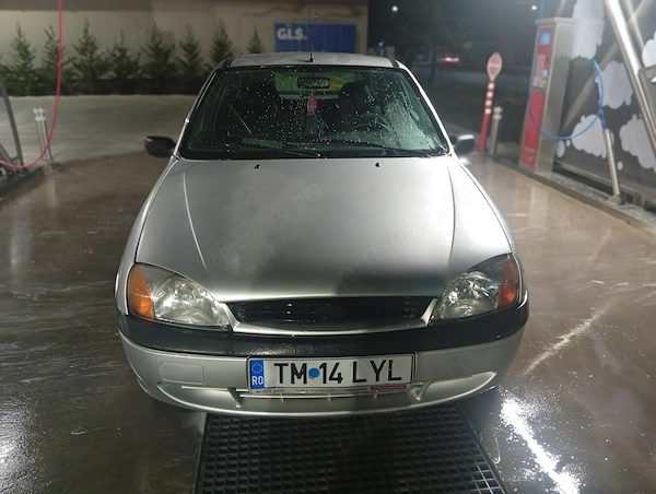 FORD Fiesta 2000 — imagine 2