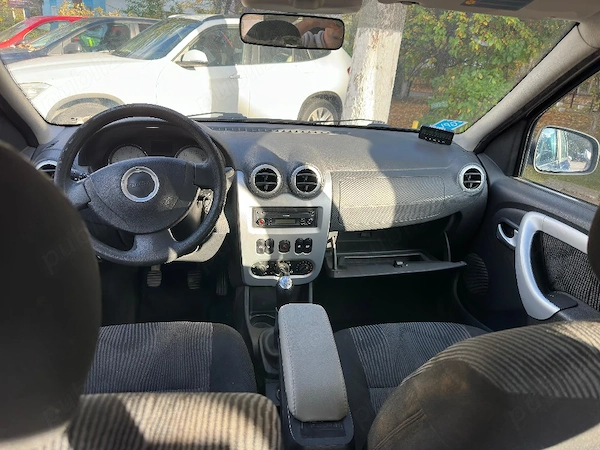 DACIA Logan 2009 — imagine 2